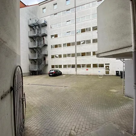 Lejlighed Small Near Main Station And Trade Fair *